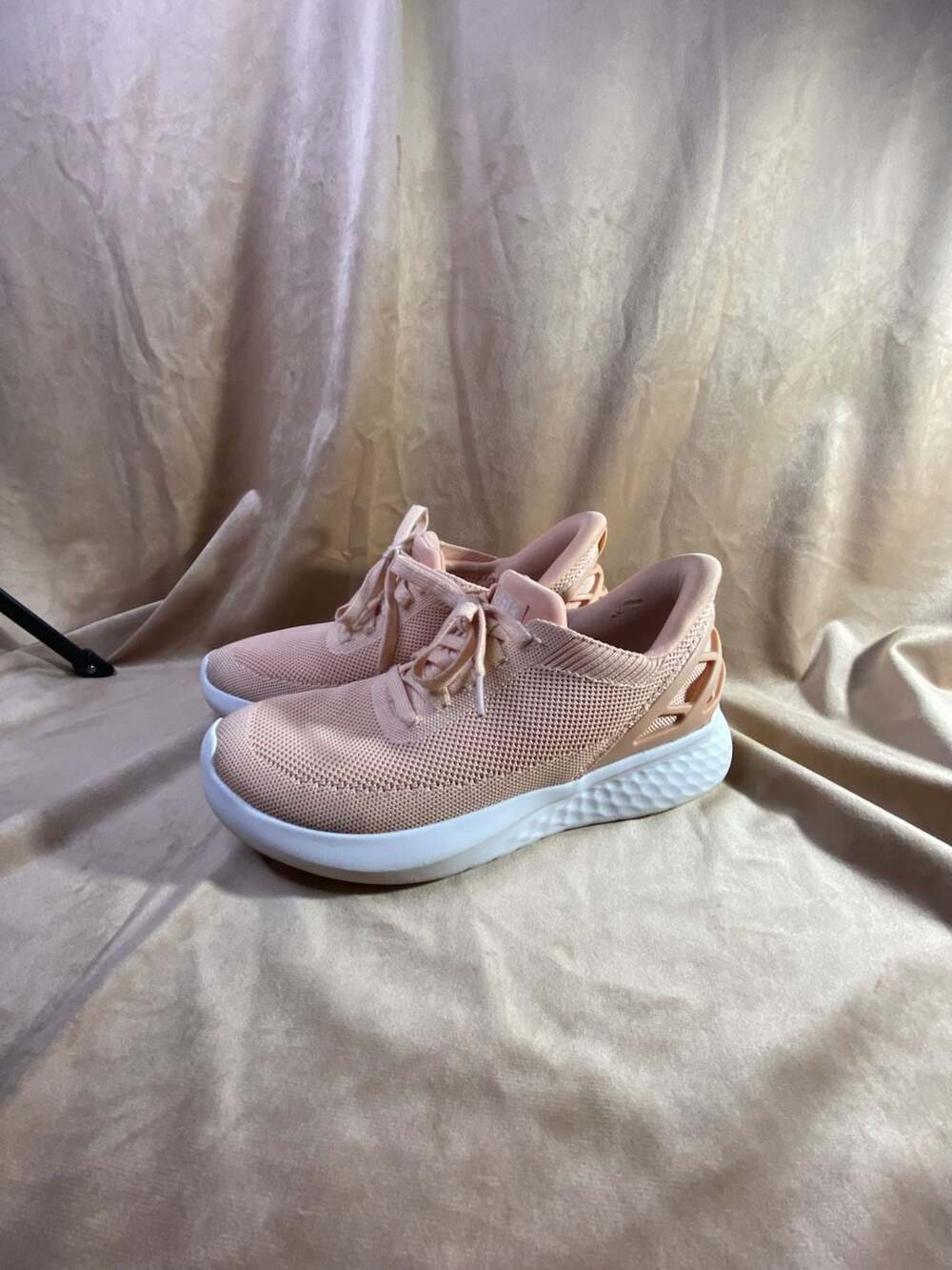 Kizik Athens Peaches N' Cream Pink Standard Hands-Free Shoes Womens
